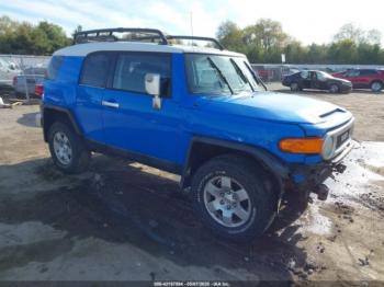  Salvage Toyota FJ Cruiser