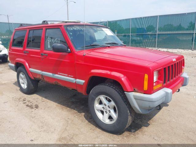  Salvage Jeep Cherokee