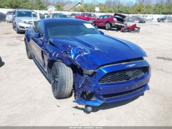  Salvage Ford Mustang