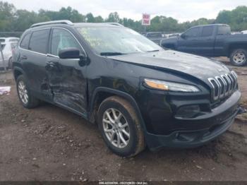  Salvage Jeep Cherokee