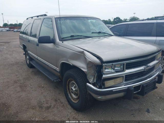  Salvage Chevrolet Suburban 2500