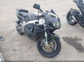  Salvage Suzuki Gsx-r750