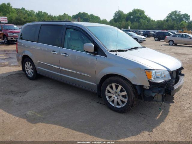  Salvage Chrysler Town & Country