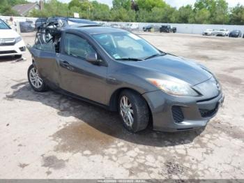  Salvage Mazda Mazda3