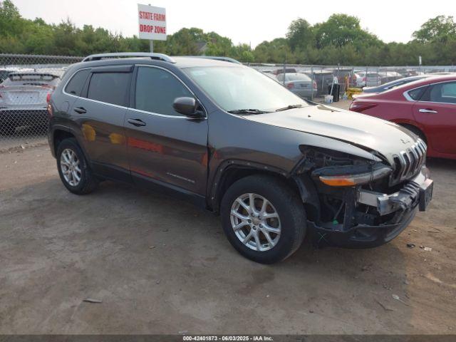  Salvage Jeep Cherokee