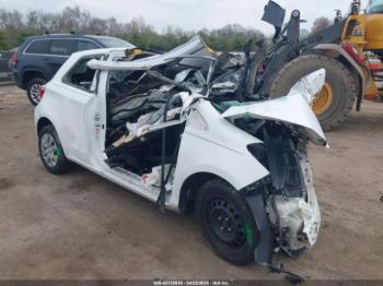  Salvage Toyota Yaris