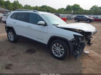  Salvage Jeep Cherokee