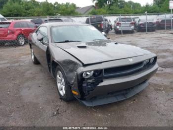  Salvage Dodge Challenger