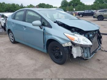  Salvage Toyota Prius