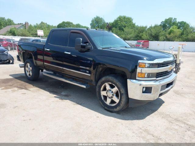  Salvage Chevrolet Silverado 2500