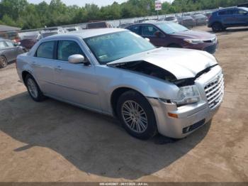  Salvage Chrysler 300