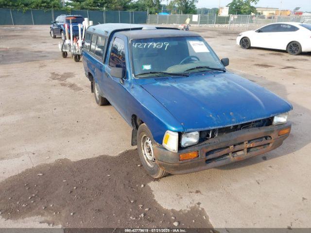  Salvage Toyota Pickup