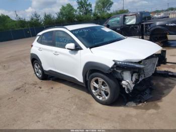 Salvage Hyundai KONA
