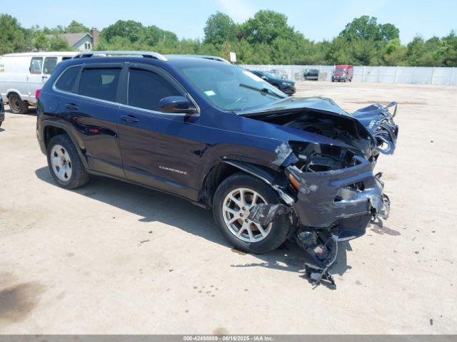 Salvage Jeep Cherokee