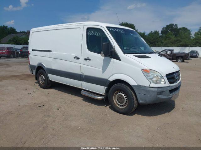  Salvage Mercedes-Benz Sprinter 2500