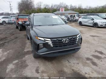  Salvage Hyundai TUCSON