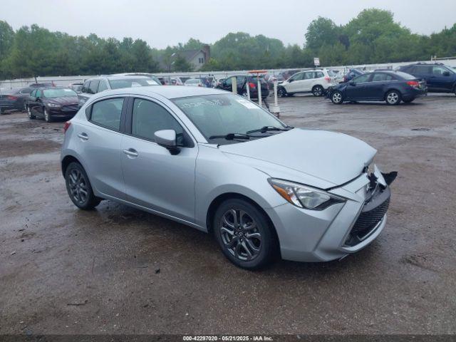  Salvage Toyota Yaris