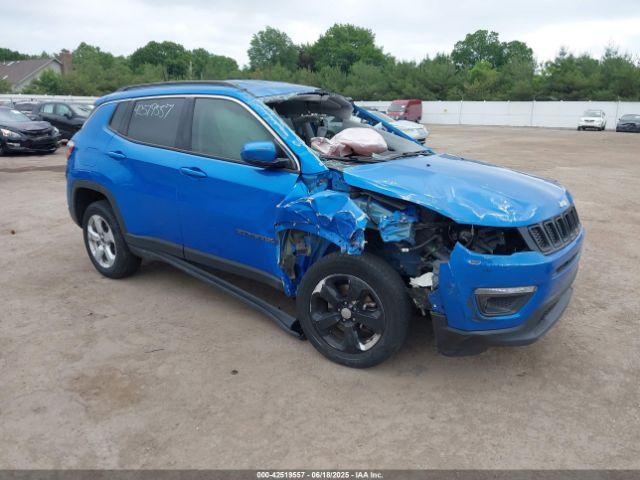  Salvage Jeep Compass