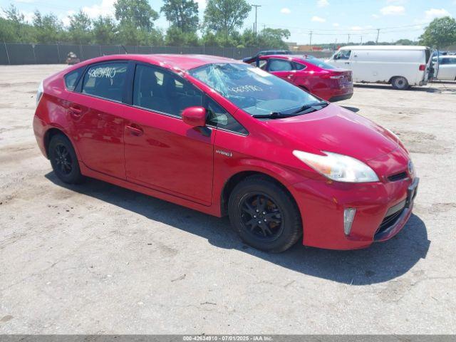  Salvage Toyota Prius