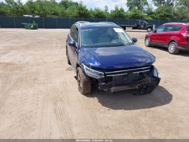  Salvage Volkswagen Tiguan