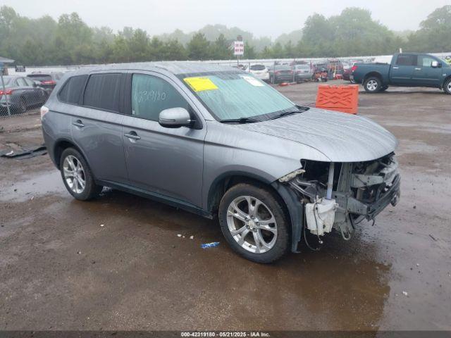  Salvage Mitsubishi Outlander