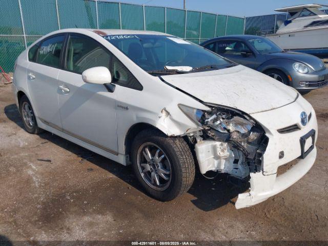  Salvage Toyota Prius