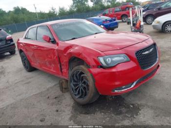  Salvage Chrysler 300