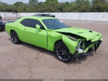  Salvage Dodge Challenger