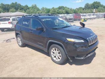  Salvage Jeep Cherokee
