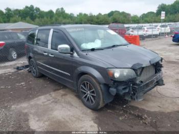  Salvage Chrysler Town & Country