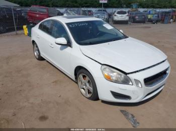  Salvage Volvo S60