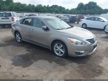  Salvage Nissan Altima