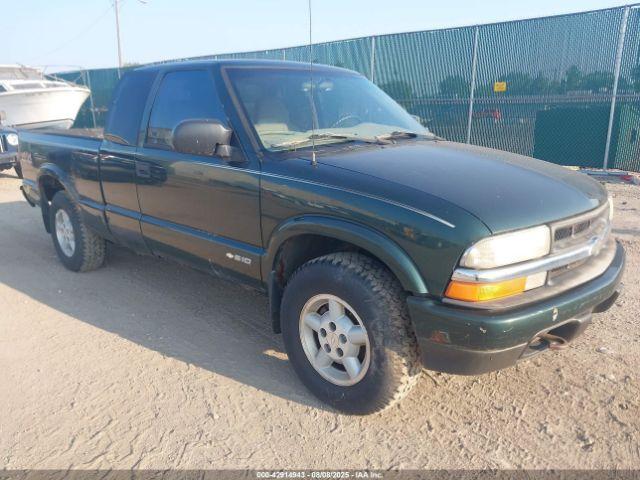  Salvage Chevrolet S-10