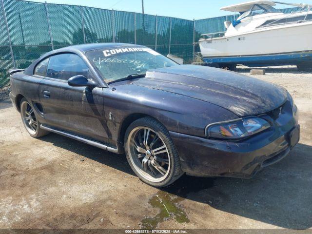  Salvage Ford Mustang