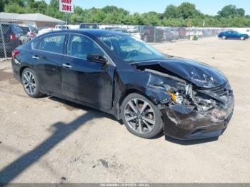  Salvage Nissan Altima