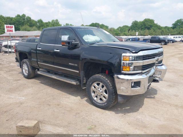  Salvage Chevrolet Silverado 2500