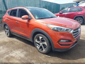  Salvage Hyundai TUCSON