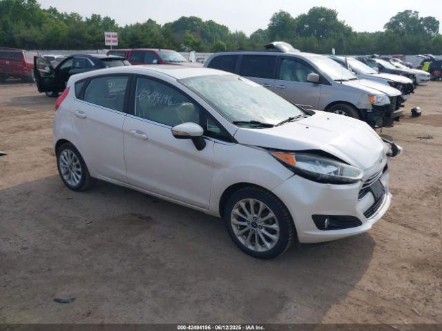  Salvage Ford Fiesta