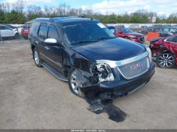  Salvage GMC Yukon