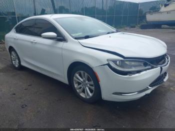  Salvage Chrysler 200