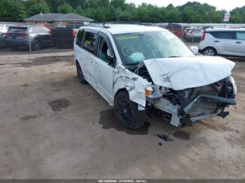  Salvage Dodge Grand Caravan