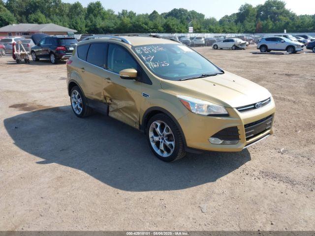 Salvage Ford Escape