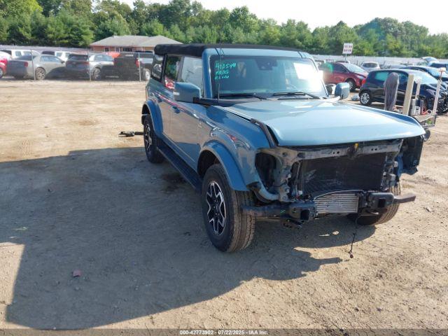  Salvage Ford Bronco
