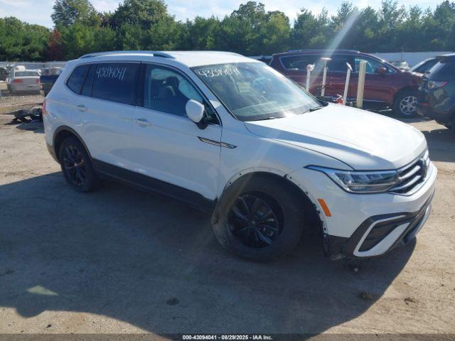  Salvage Volkswagen Tiguan