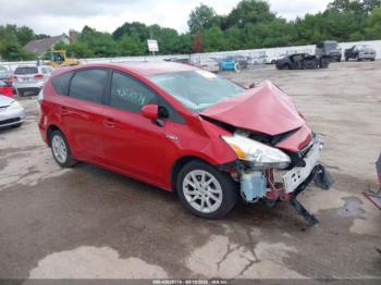  Salvage Toyota Prius v