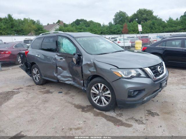  Salvage Nissan Pathfinder