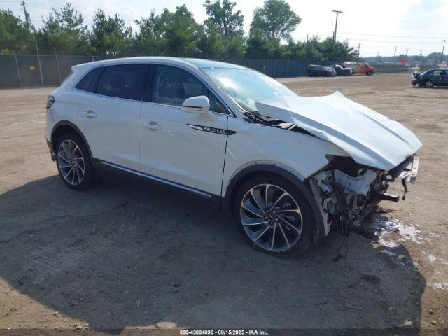  Salvage Lincoln Nautilus
