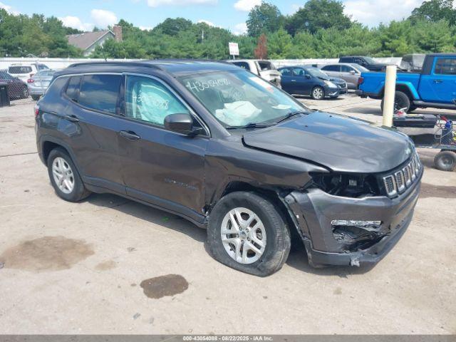 Salvage Jeep Compass