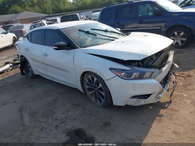  Salvage Nissan Maxima
