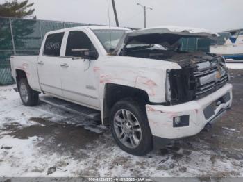  Salvage Chevrolet Silverado 2500